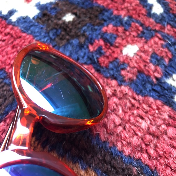 Used Quay Australia Sunnies - Picture 2 of 7